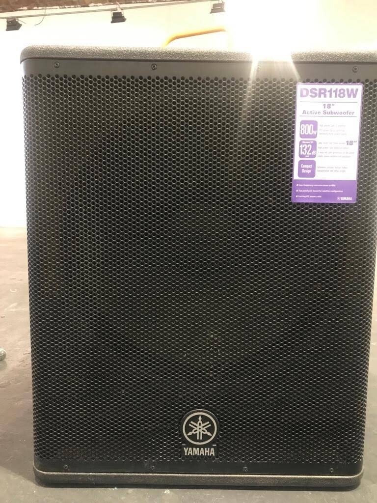 yamaha dsr118w active subwoofer